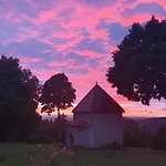 Oda ve Kahvaltı Domaine De Montvianeix